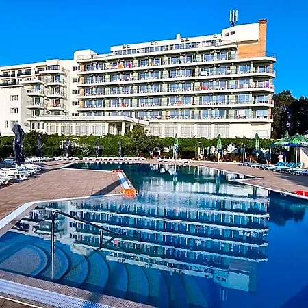 Comandor Mamaia